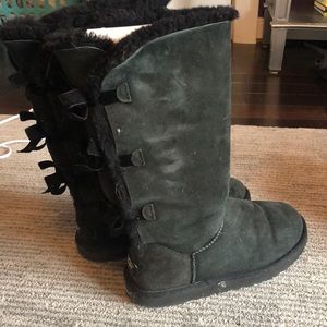 Tall uggs with bows